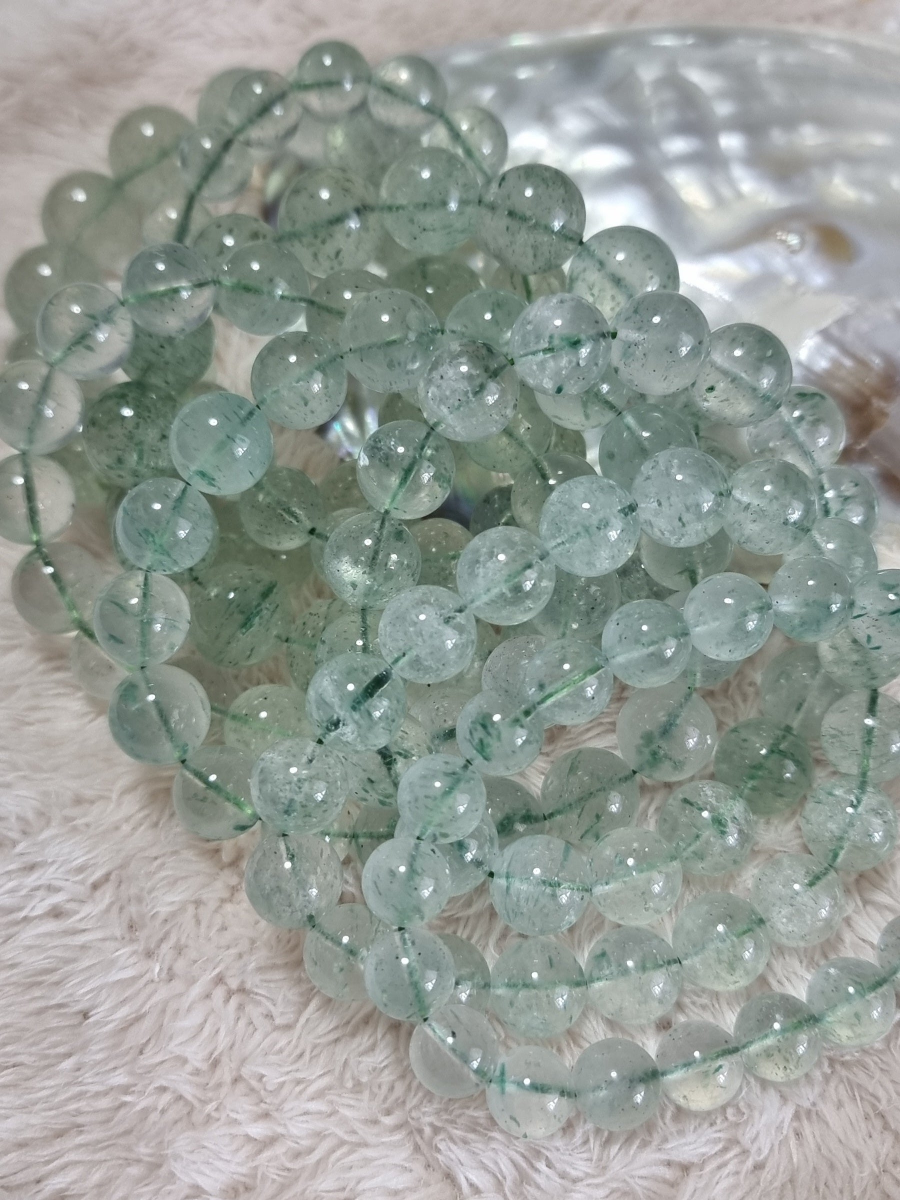 Green Mica 10.5mm to 16mm 綠雲母 - Bleus Vault.C