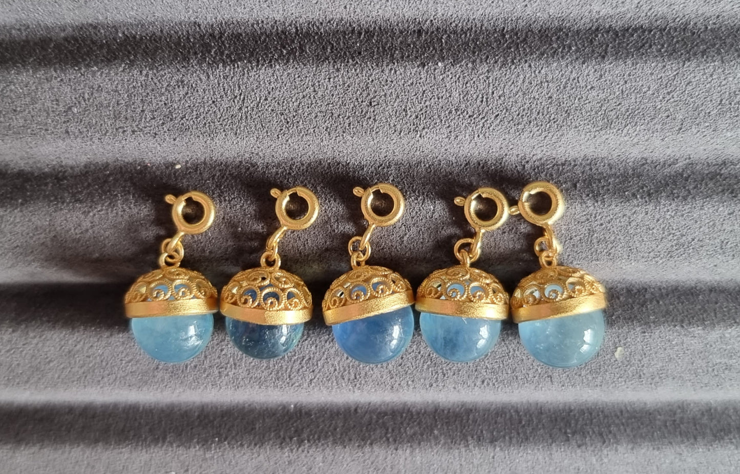 Aquamarine with Spring Ring in S925 Gold - Bleus Vault.C