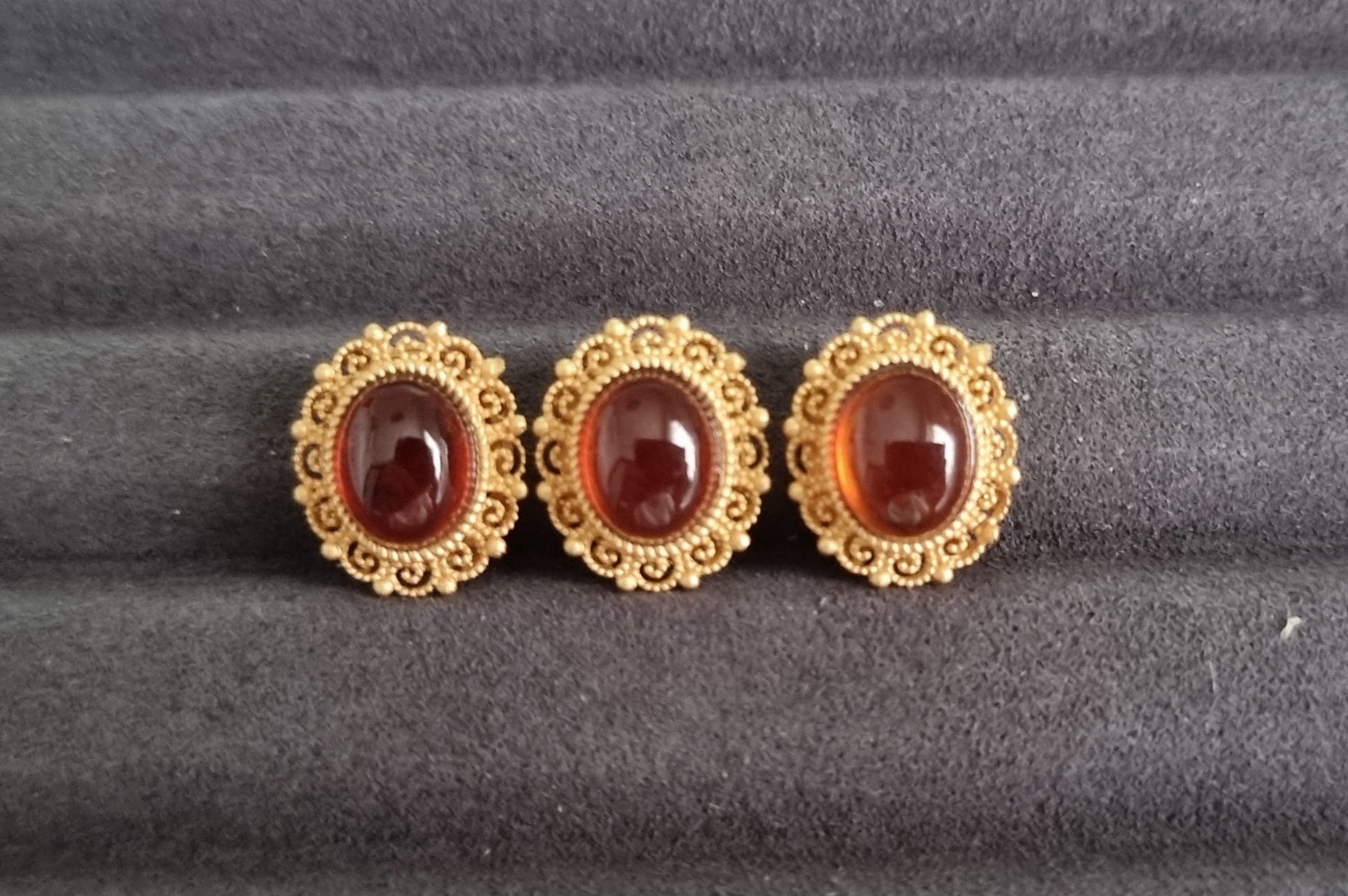 Garnet Orange Oval in S925 Gold - Bleus Vault.C