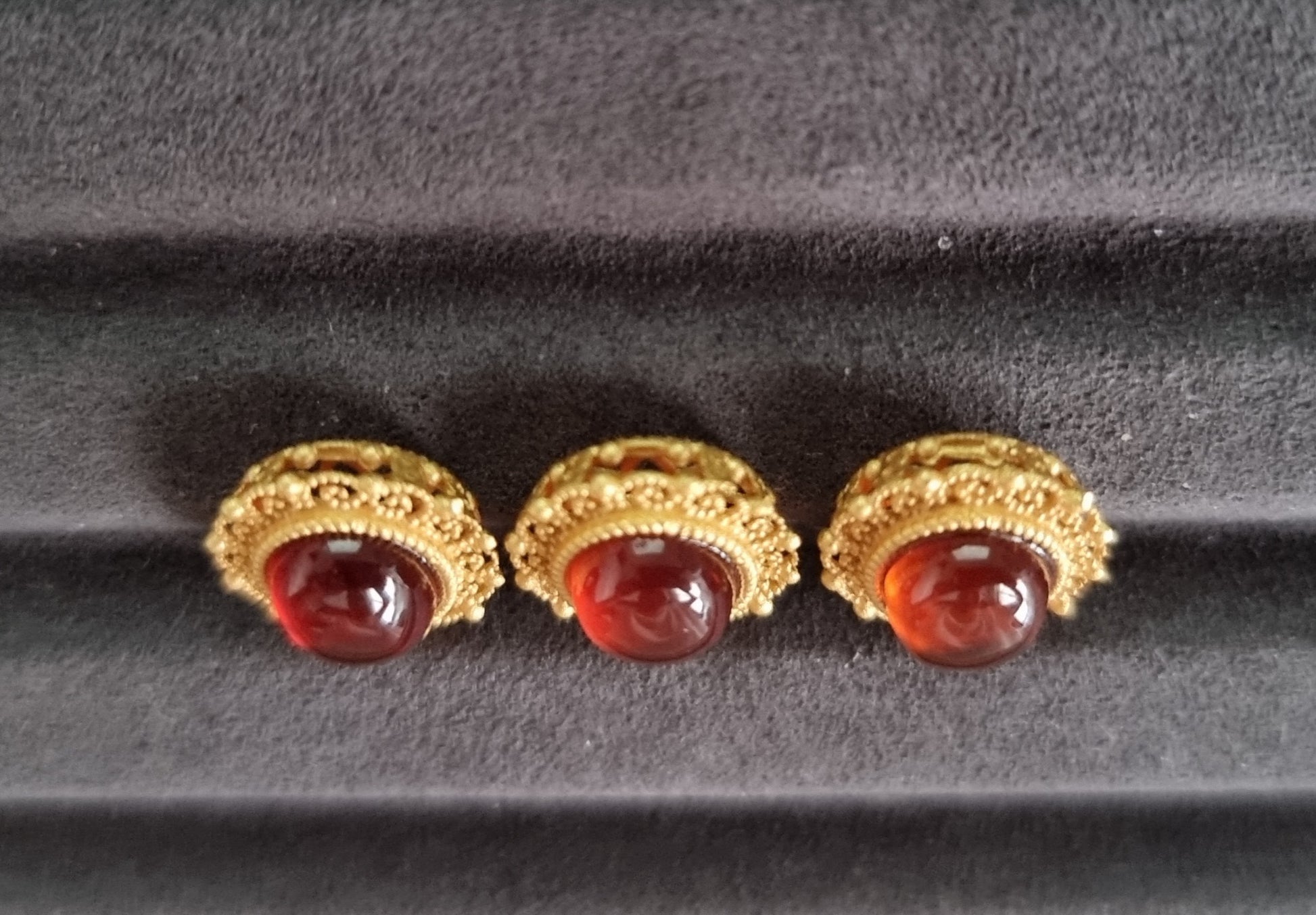 Garnet Orange Oval in S925 Gold - Bleus Vault.C