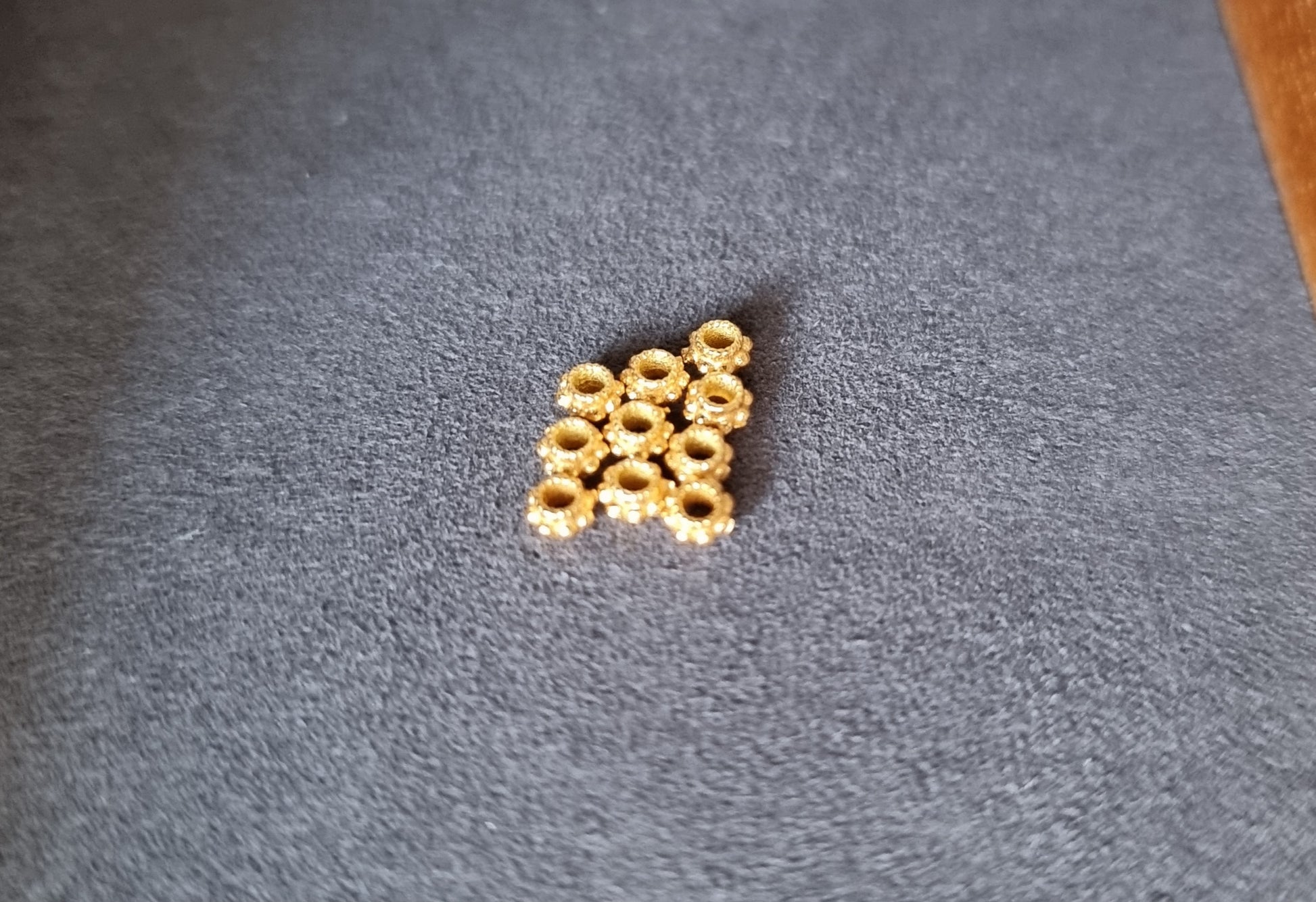 Eight Dotes Round Spacer in S925 Gold (Pkt of 10) - Bleus Vault.C