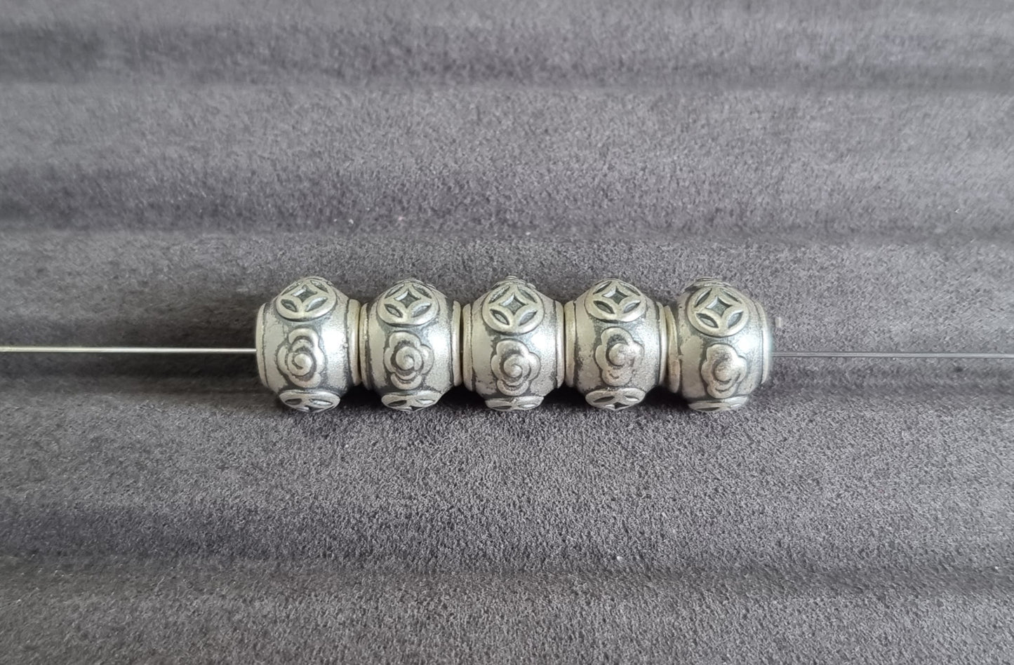 Vintage Coins and Clouds Rondelle in S999 Silver - Bleus Vault.C