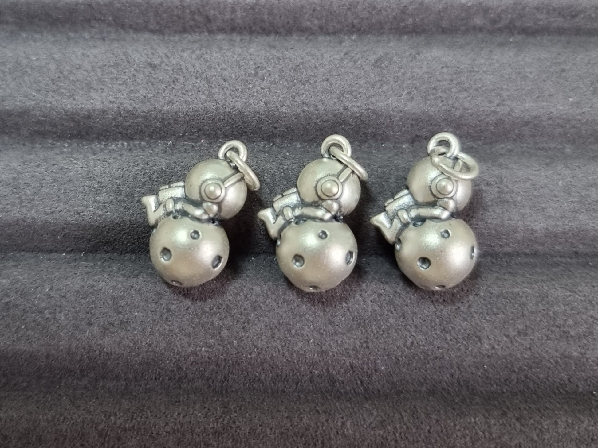 Astronaut in the Moon S999 Silver - Bleus Vault.C