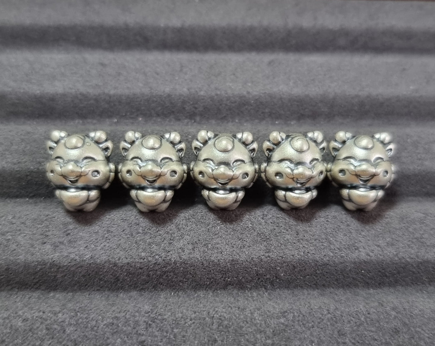 Dragon Baby with Ingot S999 Silver - Bleus Vault.C