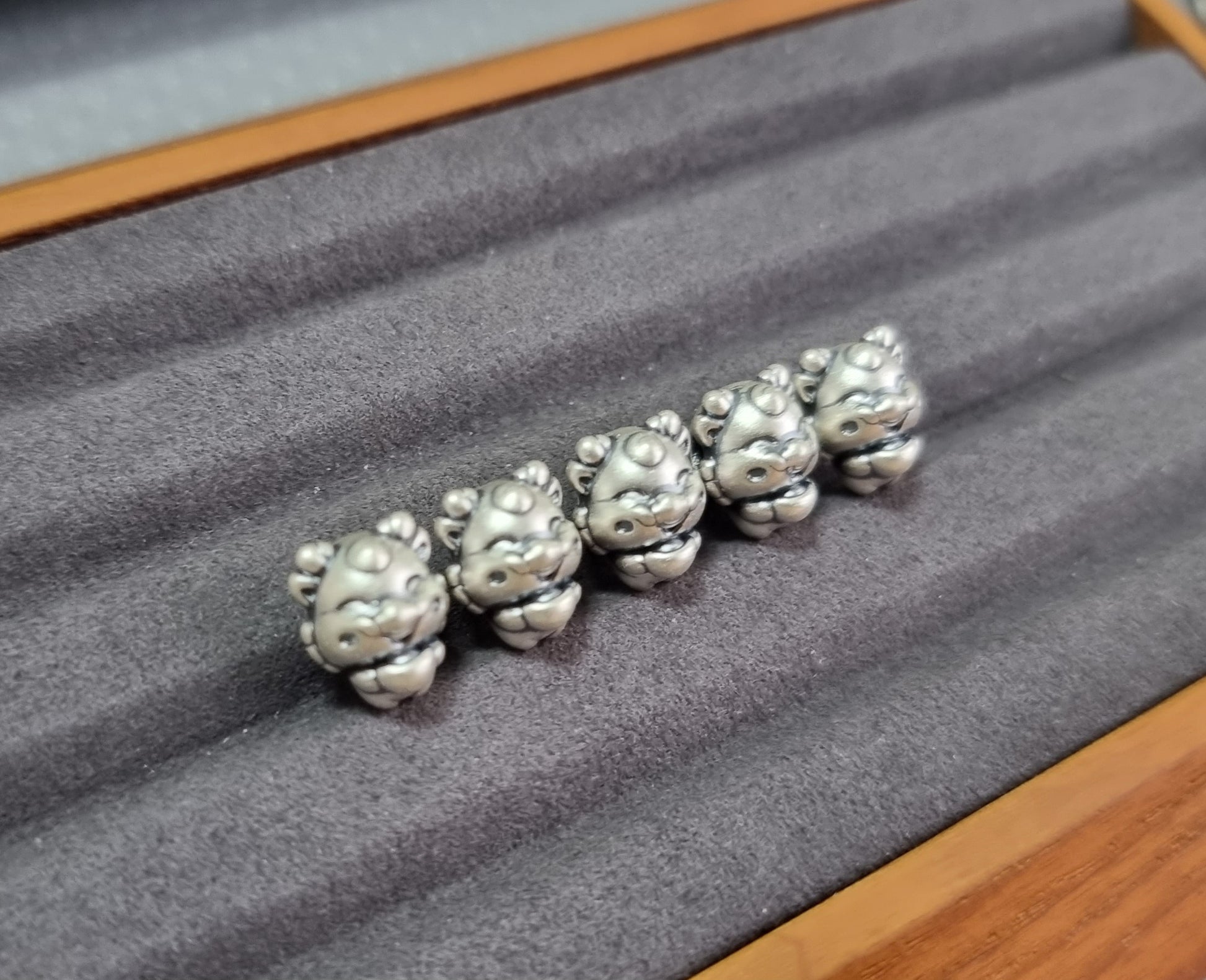 Dragon Baby with Ingot S999 Silver - Bleus Vault.C