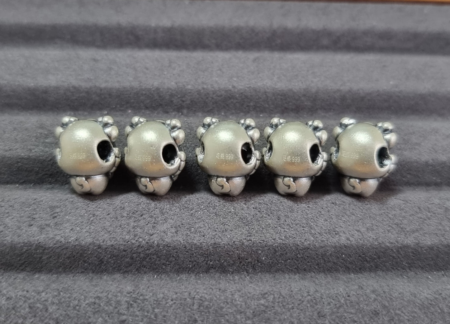 Dragon Baby with Ingot S999 Silver - Bleus Vault.C