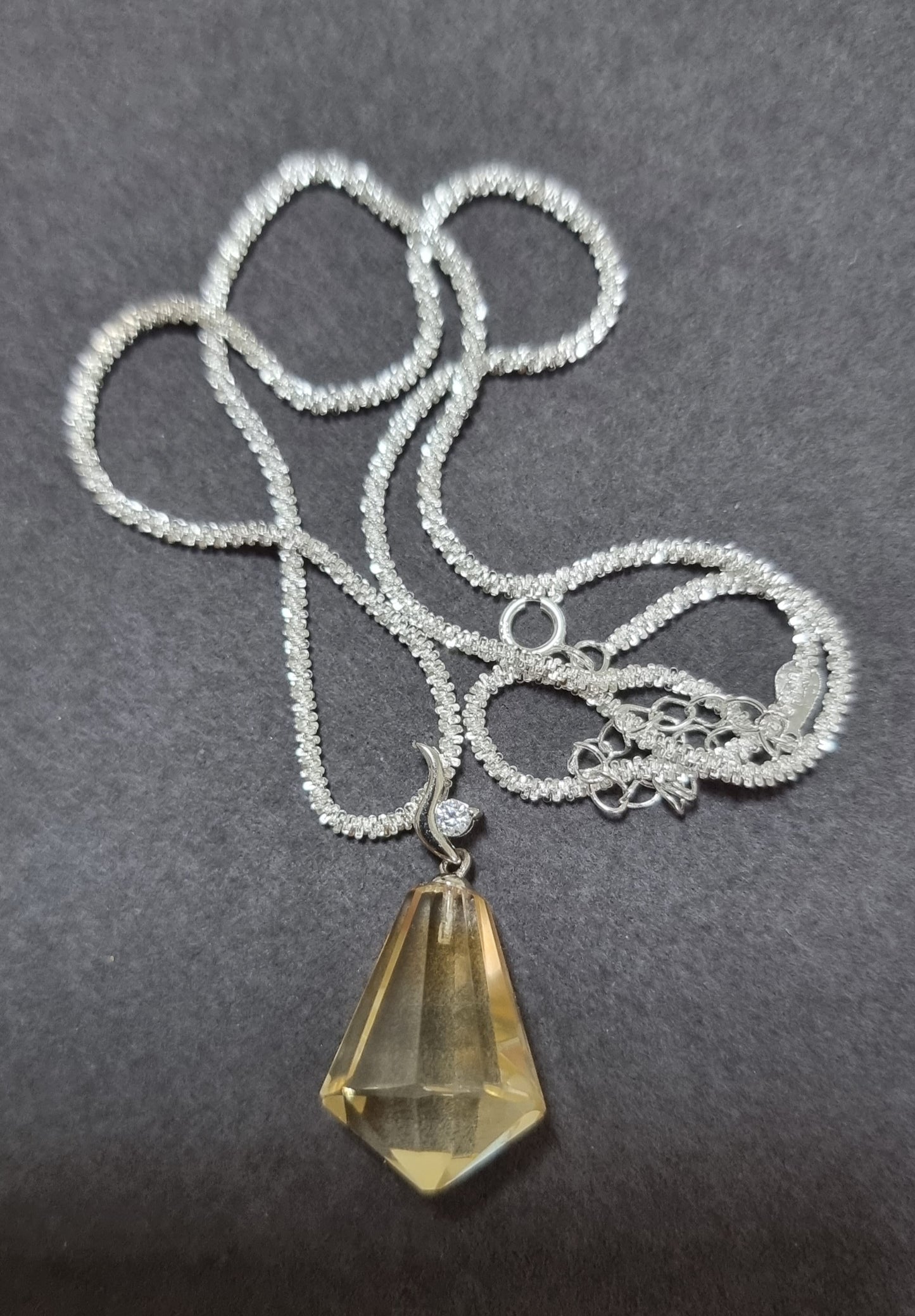 Citrine Faceted Cut Pendant's bail in S925 - Bleus Vault.C