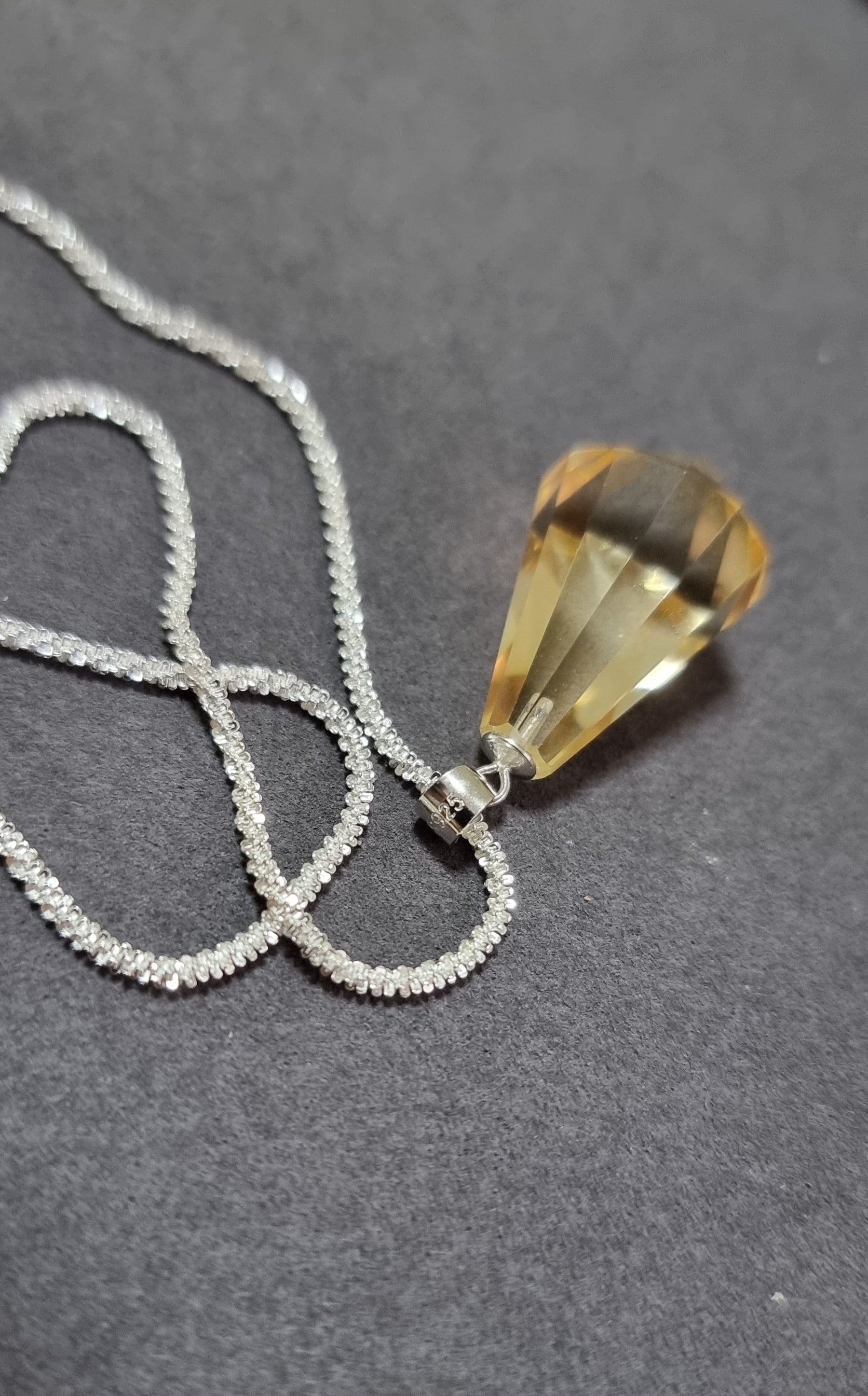 Citrine Faceted Cut Pendant's bail in S925 - Bleus Vault.C