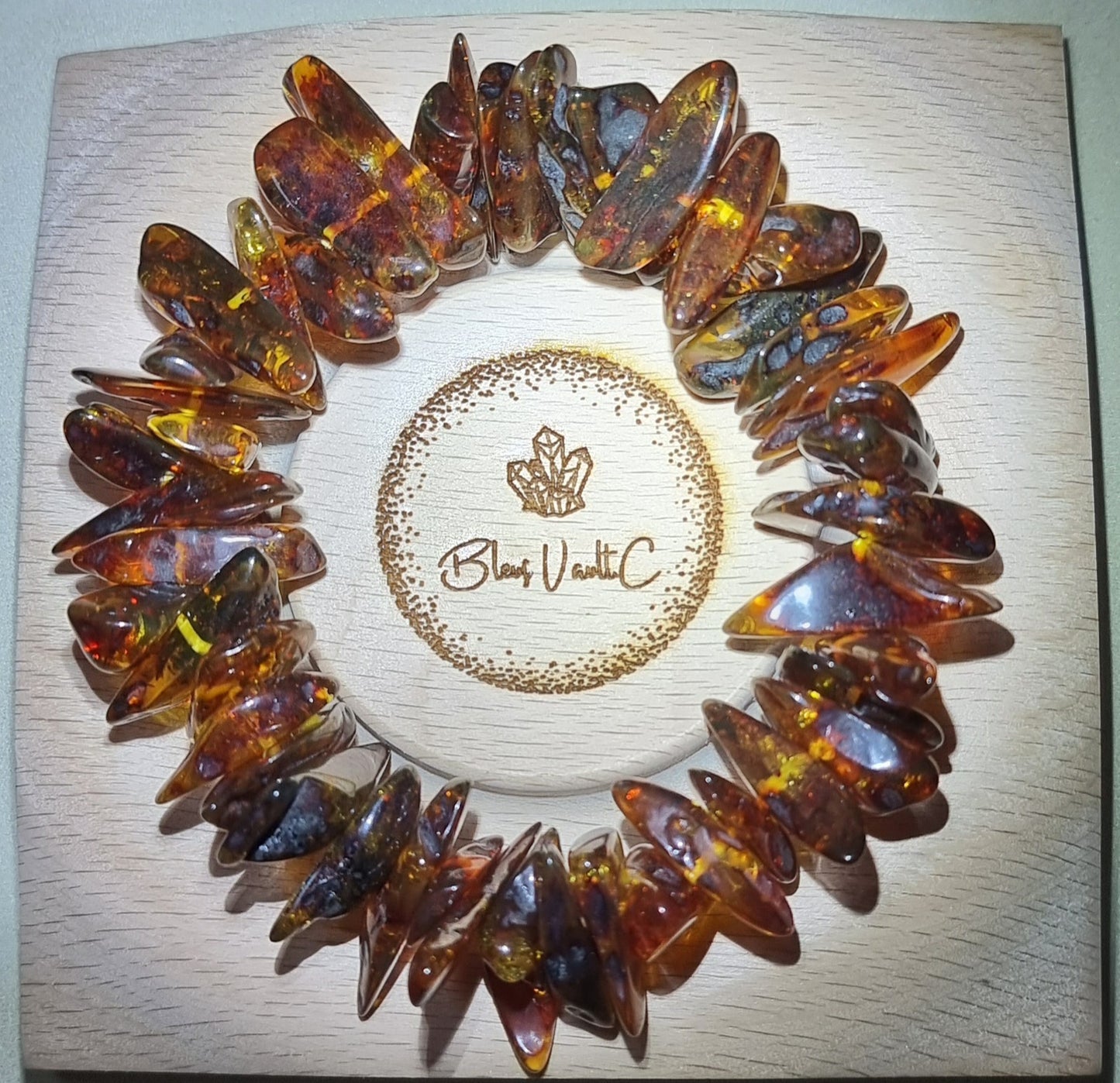 Flower Amber Free Form 花珀 - Bleus Vault.C