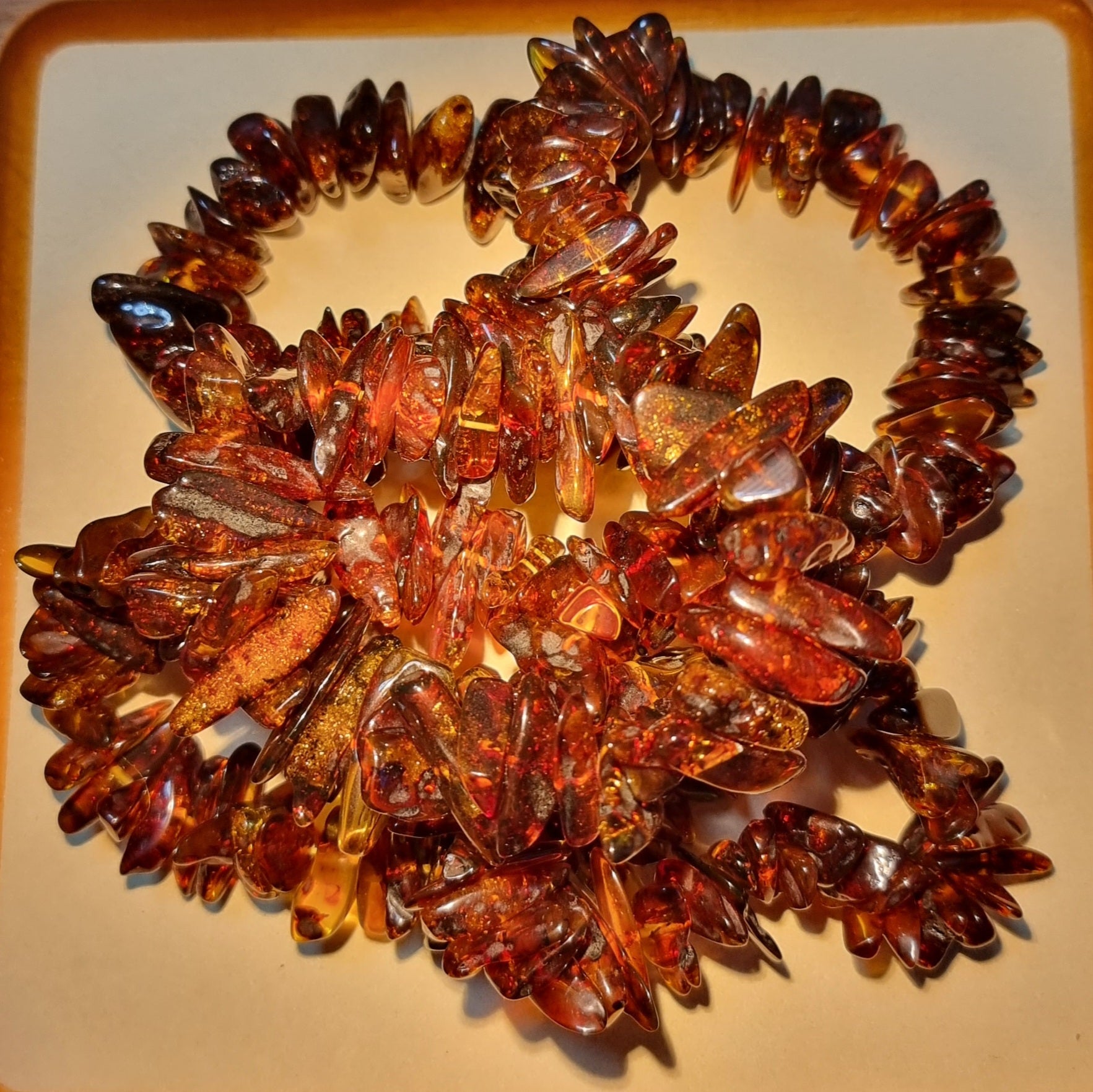 Flower Amber Free Form 花珀 - Bleus Vault.C