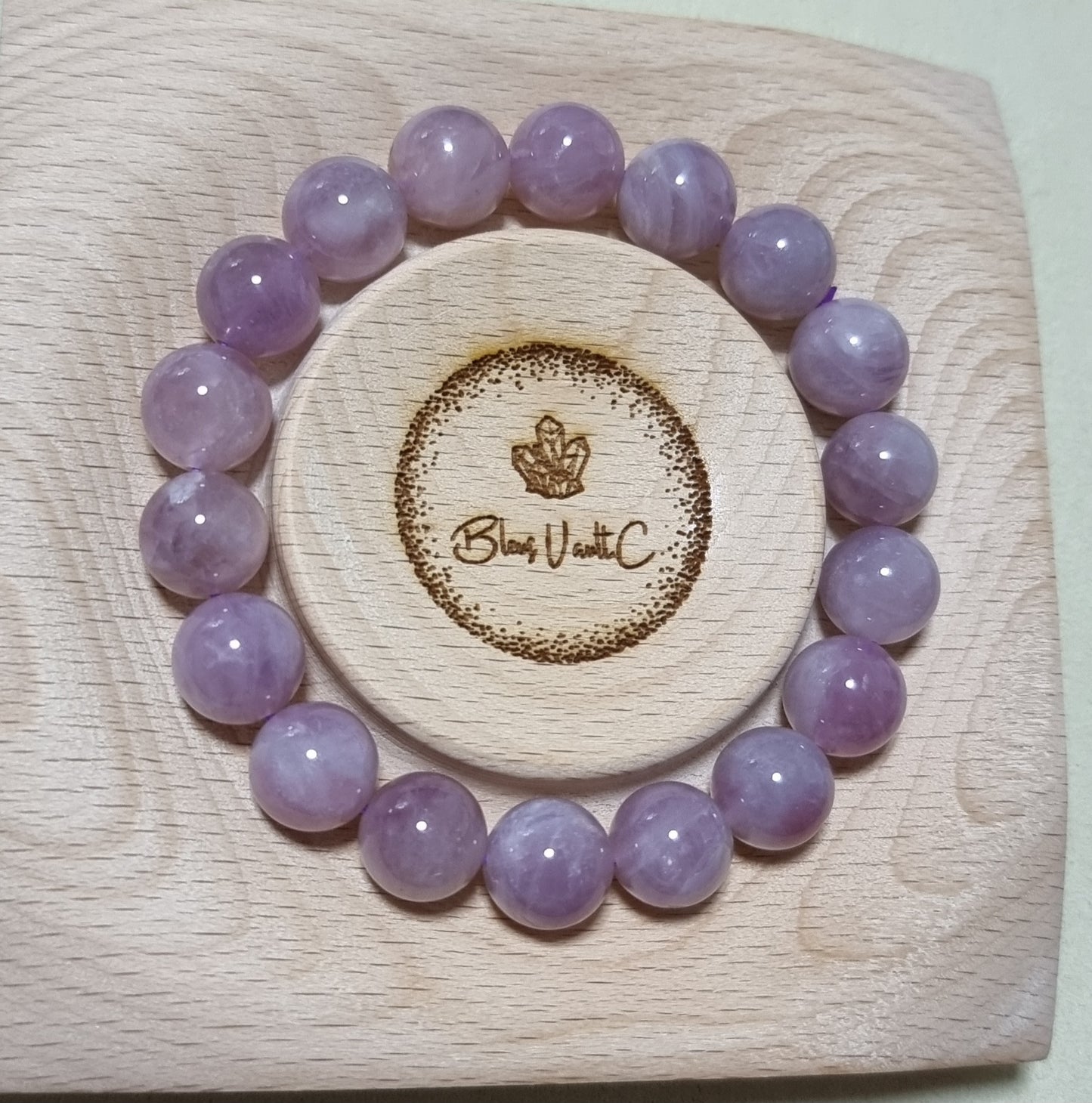 Rose Quartz Purplish 11mm 马粉晶 - Bleus Vault.C