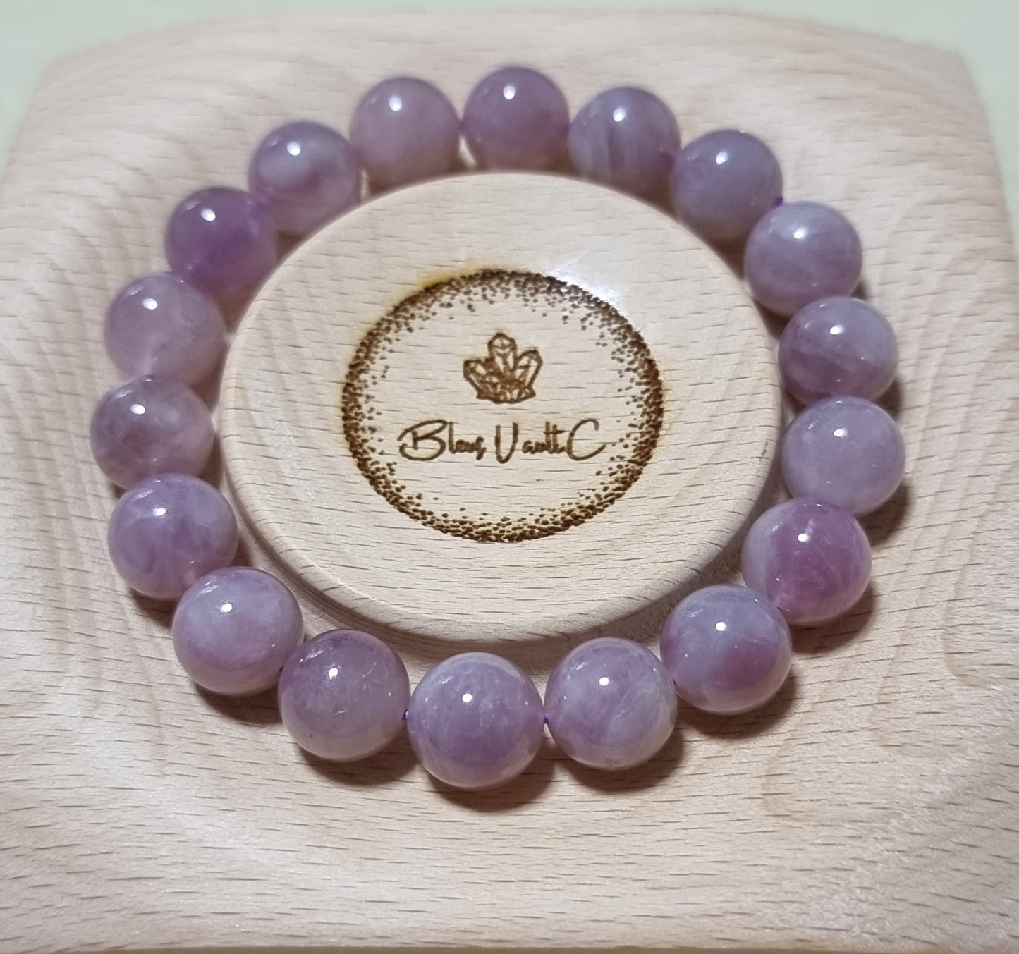 Rose Quartz Purplish 11mm 马粉晶 - Bleus Vault.C