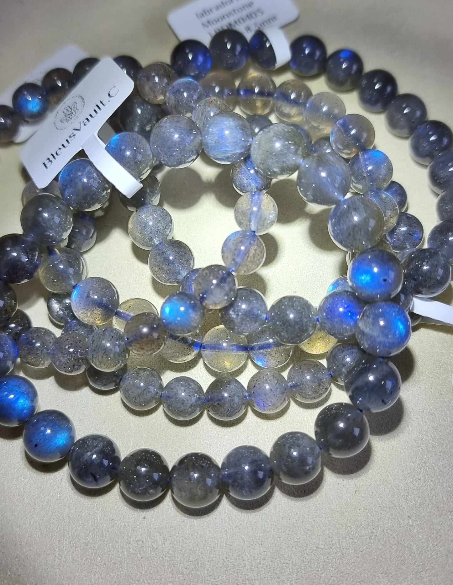 Labradorite Moonstone 7.5, 8 - 9mm Blue Sheen (Top Premium Grade) 拉长石 - Bleus Vault.C