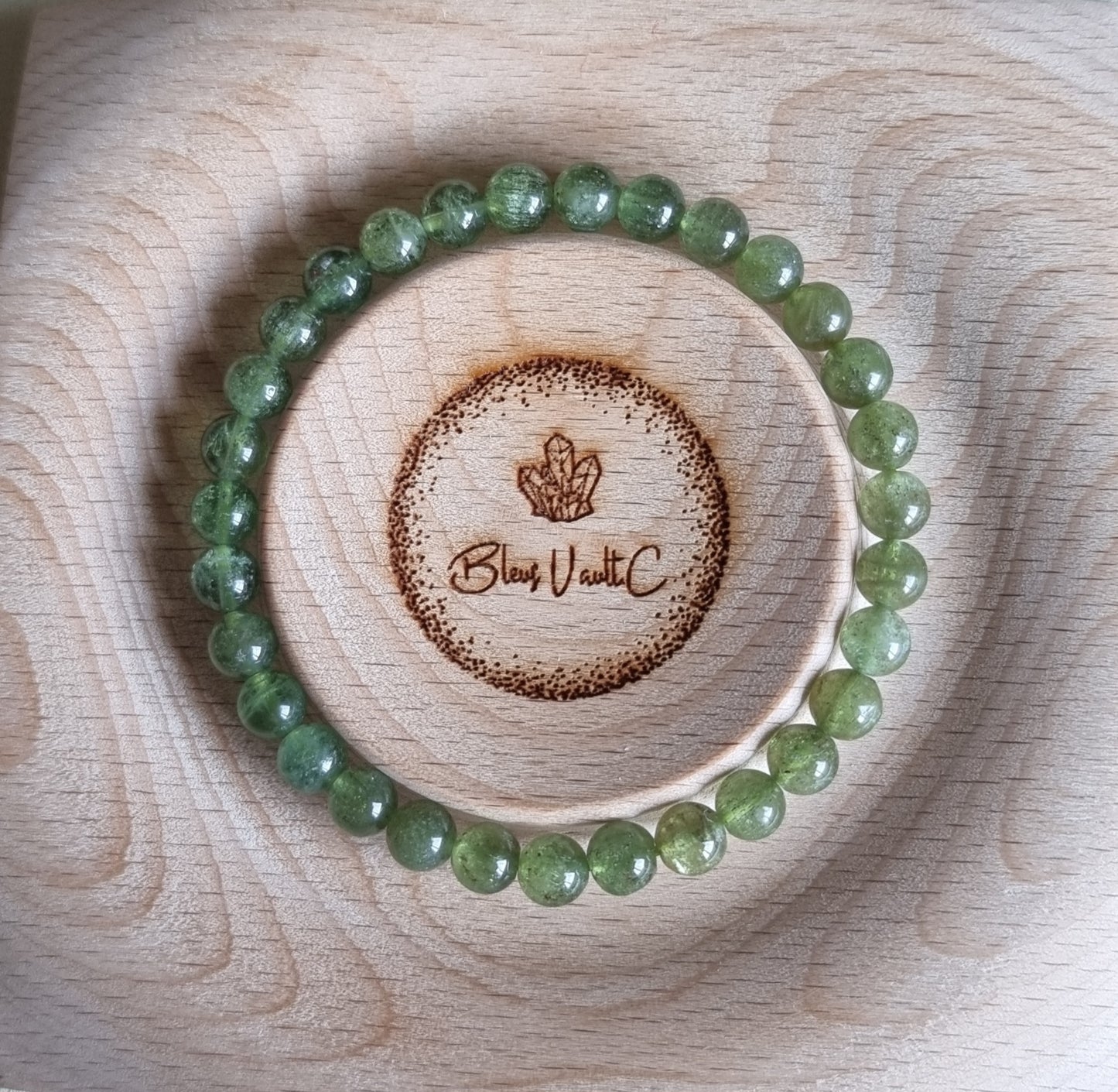 Green Apatite 6mm 绿磷灰石 - Bleus Vault.C