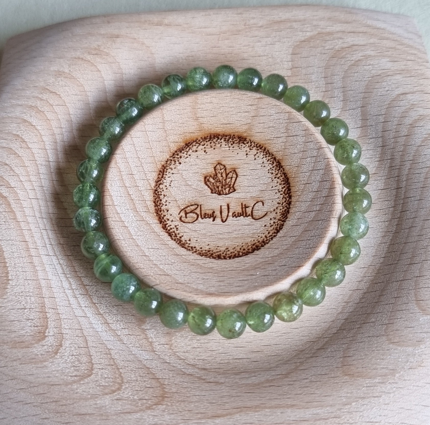 Green Apatite 6mm 绿磷灰石 - Bleus Vault.C