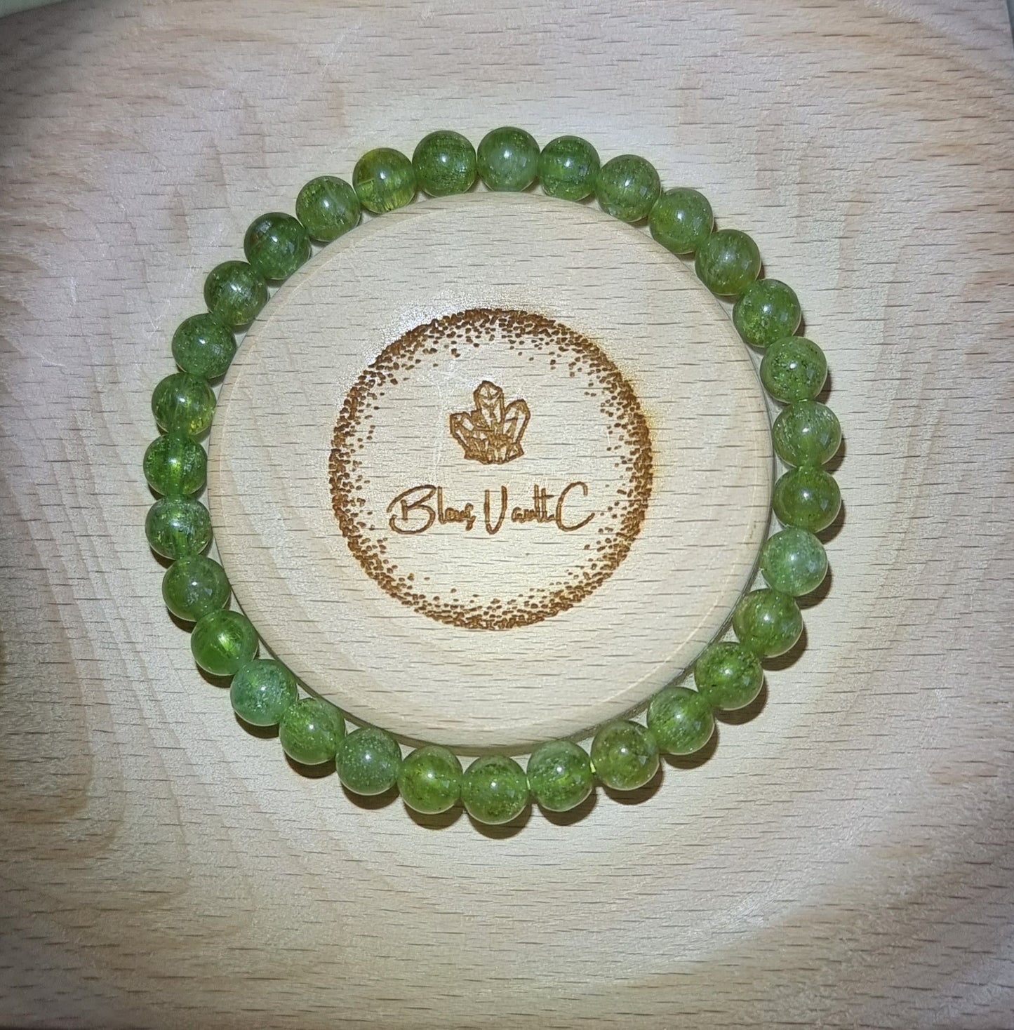 Green Apatite 6mm 绿磷灰石 - Bleus Vault.C