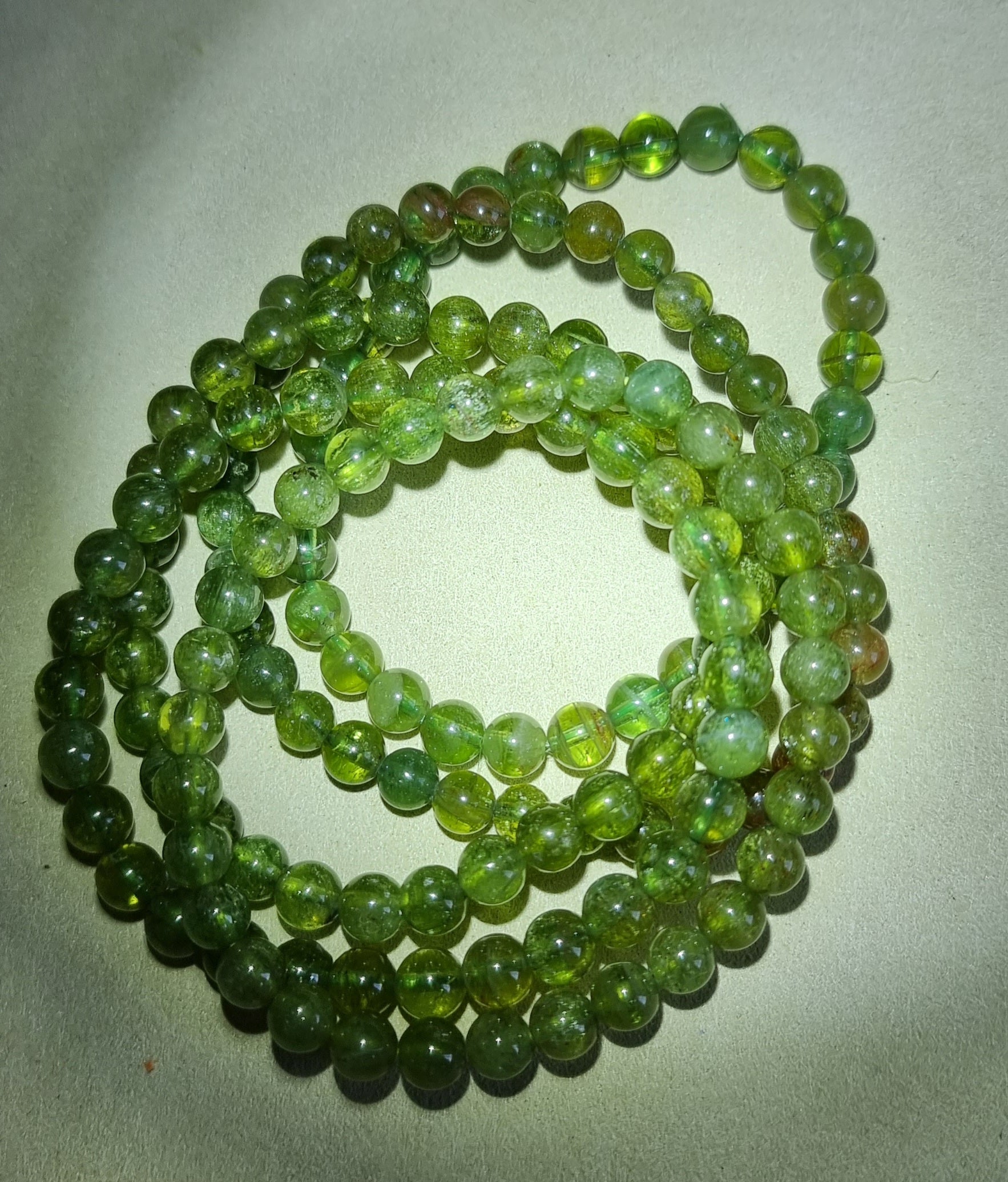 Green Apatite 6mm 绿磷灰石 - Bleus Vault.C