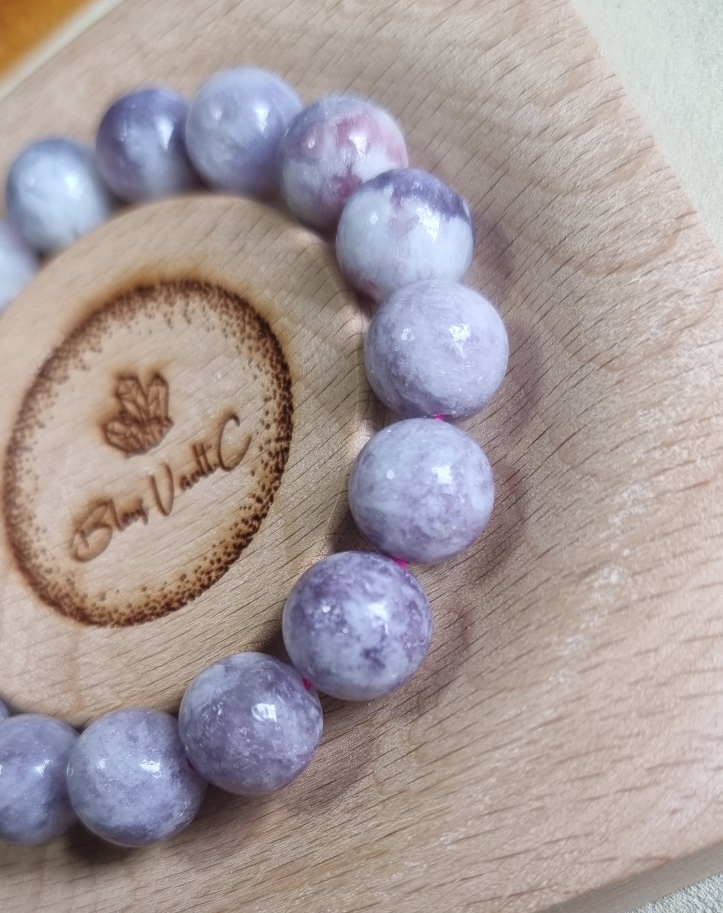 Hackmanite 12.2mm 紫方钠石 - Bleus Vault.C