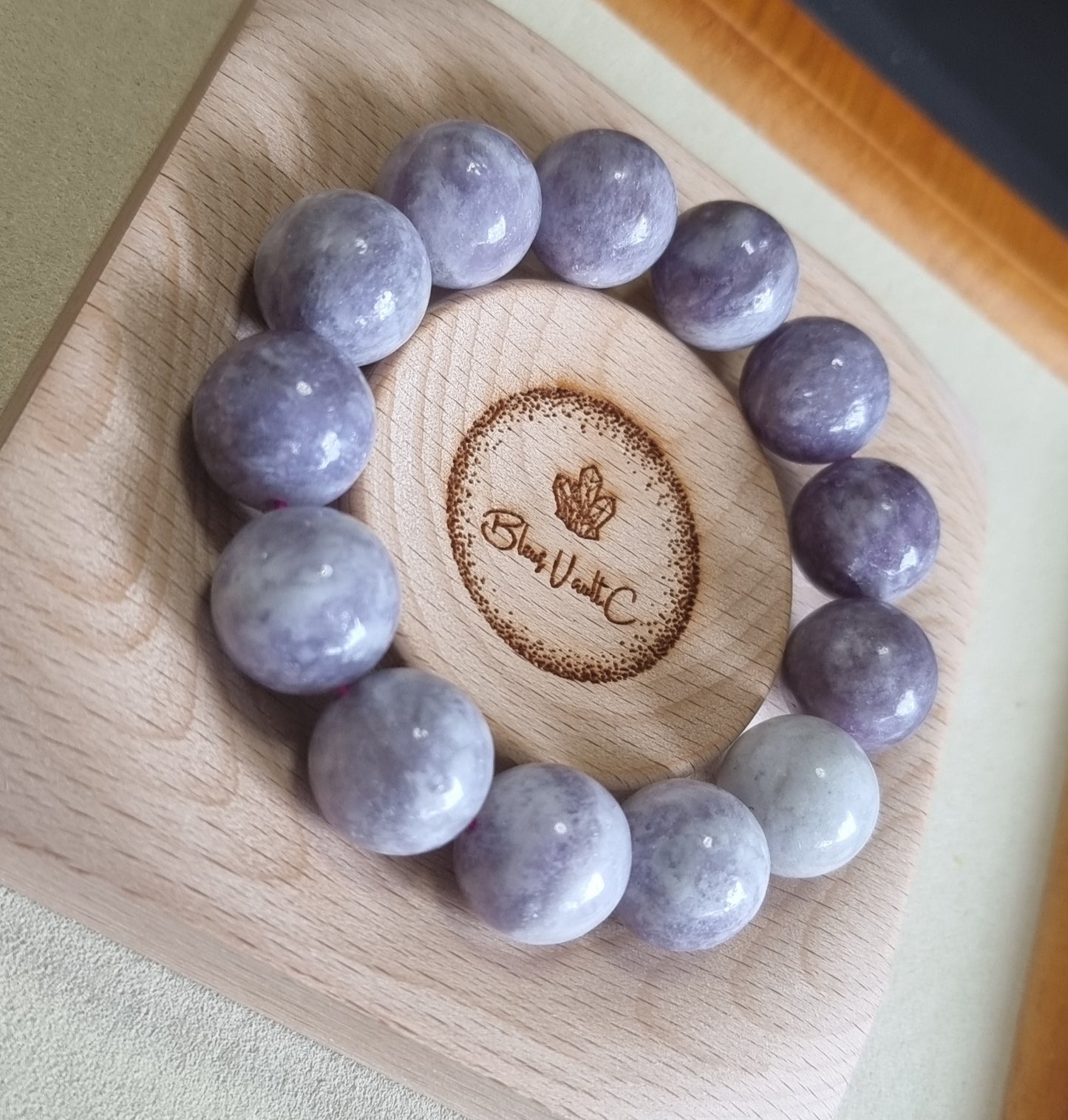 Hackmanite with Certification 16mm (High Grade) 紫方钠石