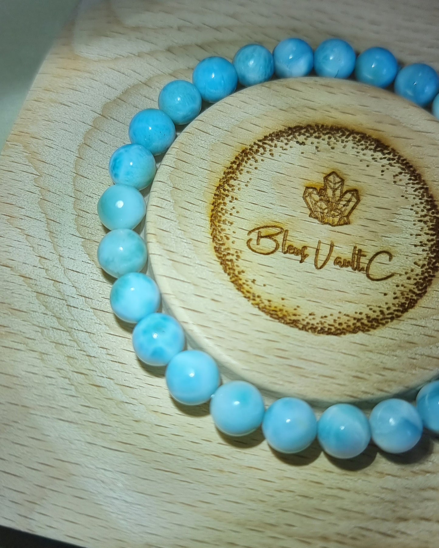 Larimar 8mm with Certification (Premium Grade) 拉利瑪/海紋石