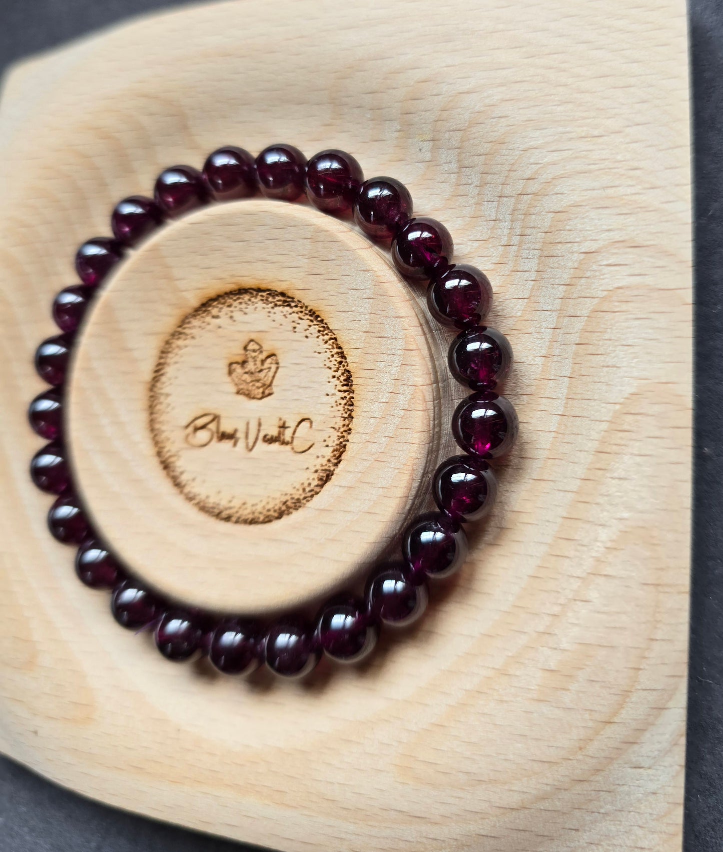 Garnet Purple 7.5mm (Premium Grade) 紫牙乌石榴石