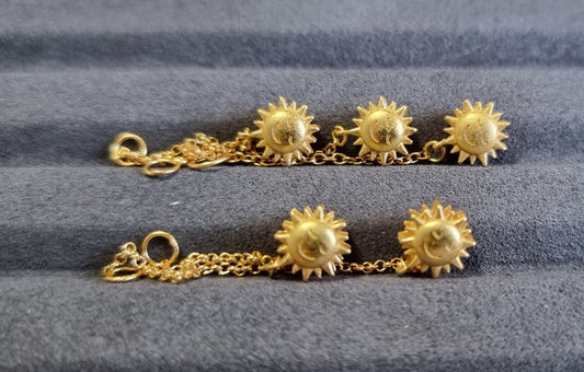Smiley Sunshine with Chain in S925 Gold - Bleus Vault.C 