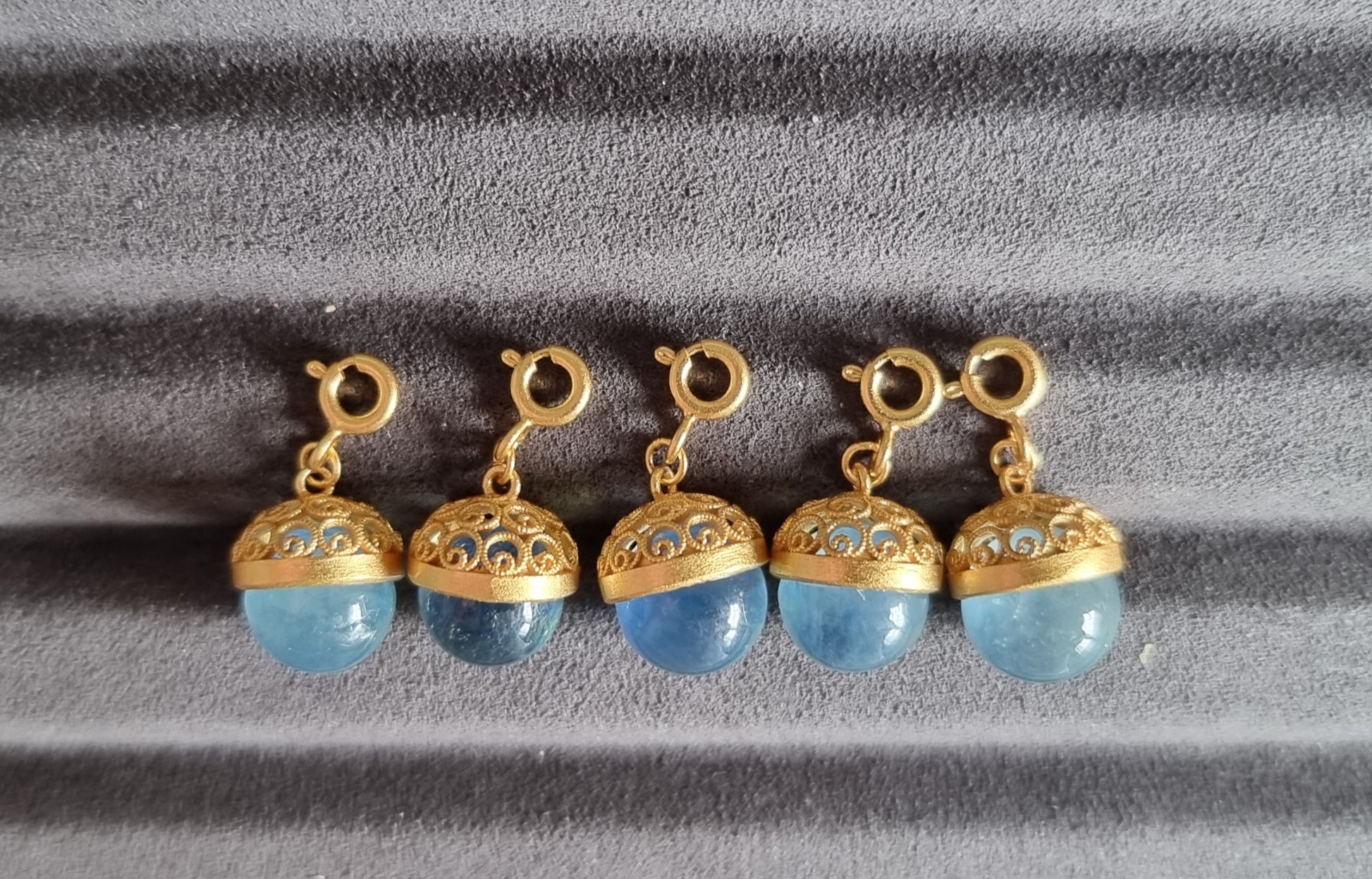 Aquamarine with Spring Ring in S925 Gold - Bleus Vault.C 