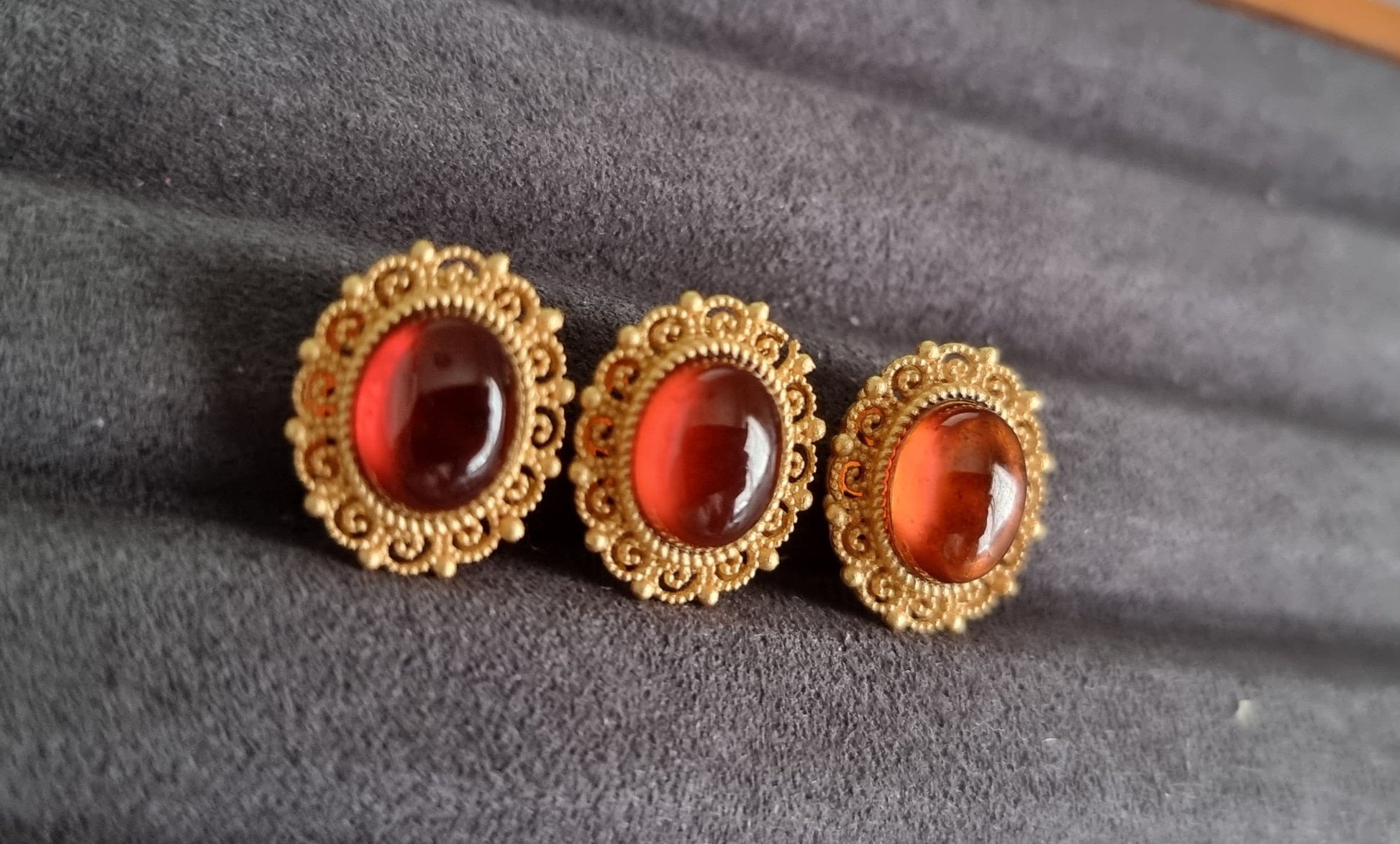 Garnet Orange Oval in S925 Gold - Bleus Vault.C 
