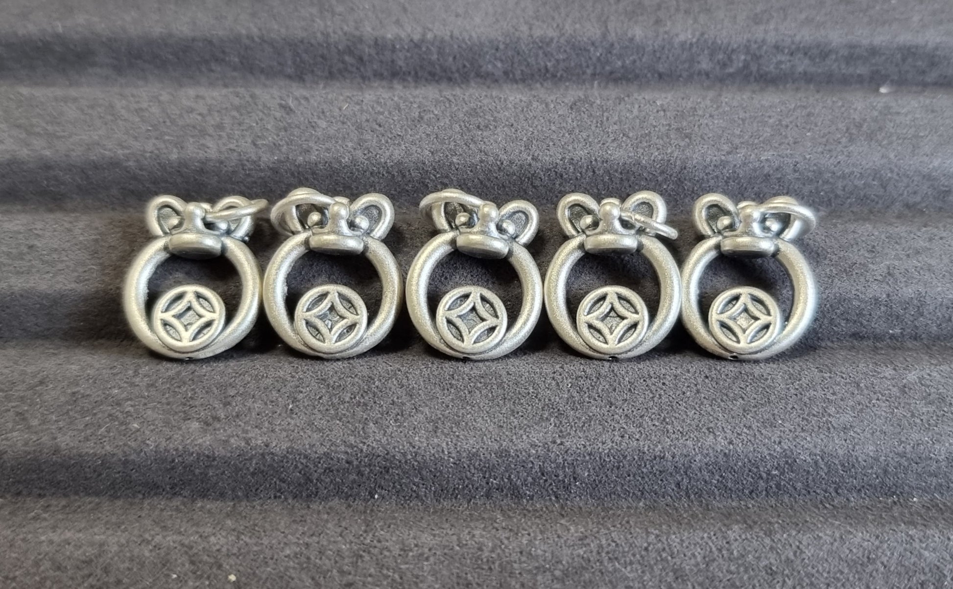 Rabbit Vintage Coin Torus in S999 Silver - Bleus Vault.C 