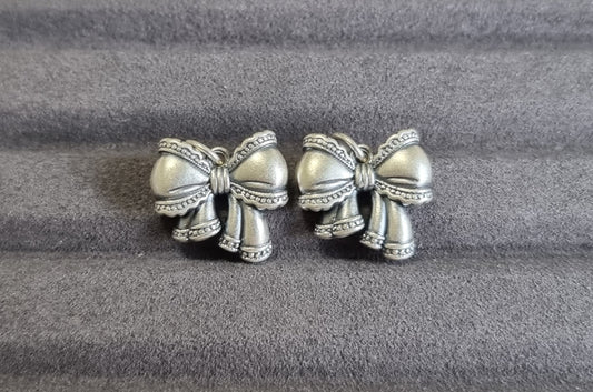 Ribbon Bow with loops in S999 Silver - Bleus Vault.C 