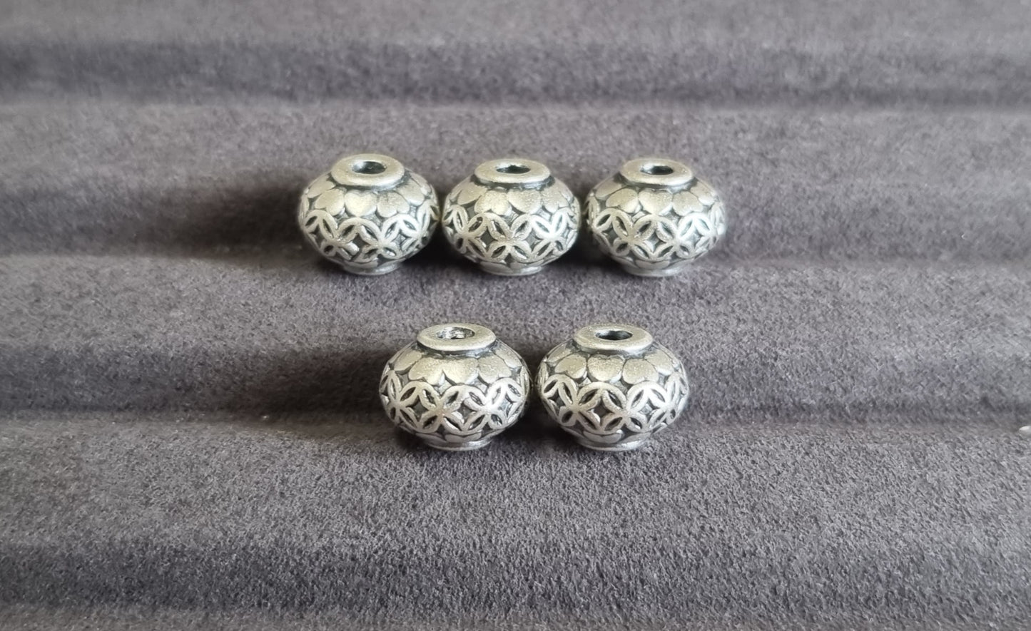 Hearts Flower Rondelle in S999 Silver - Bleus Vault.C 