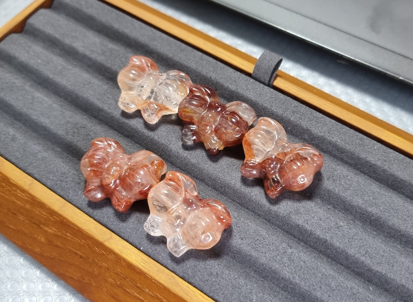 Hematoid Butterfly - Bleus Vault.C 