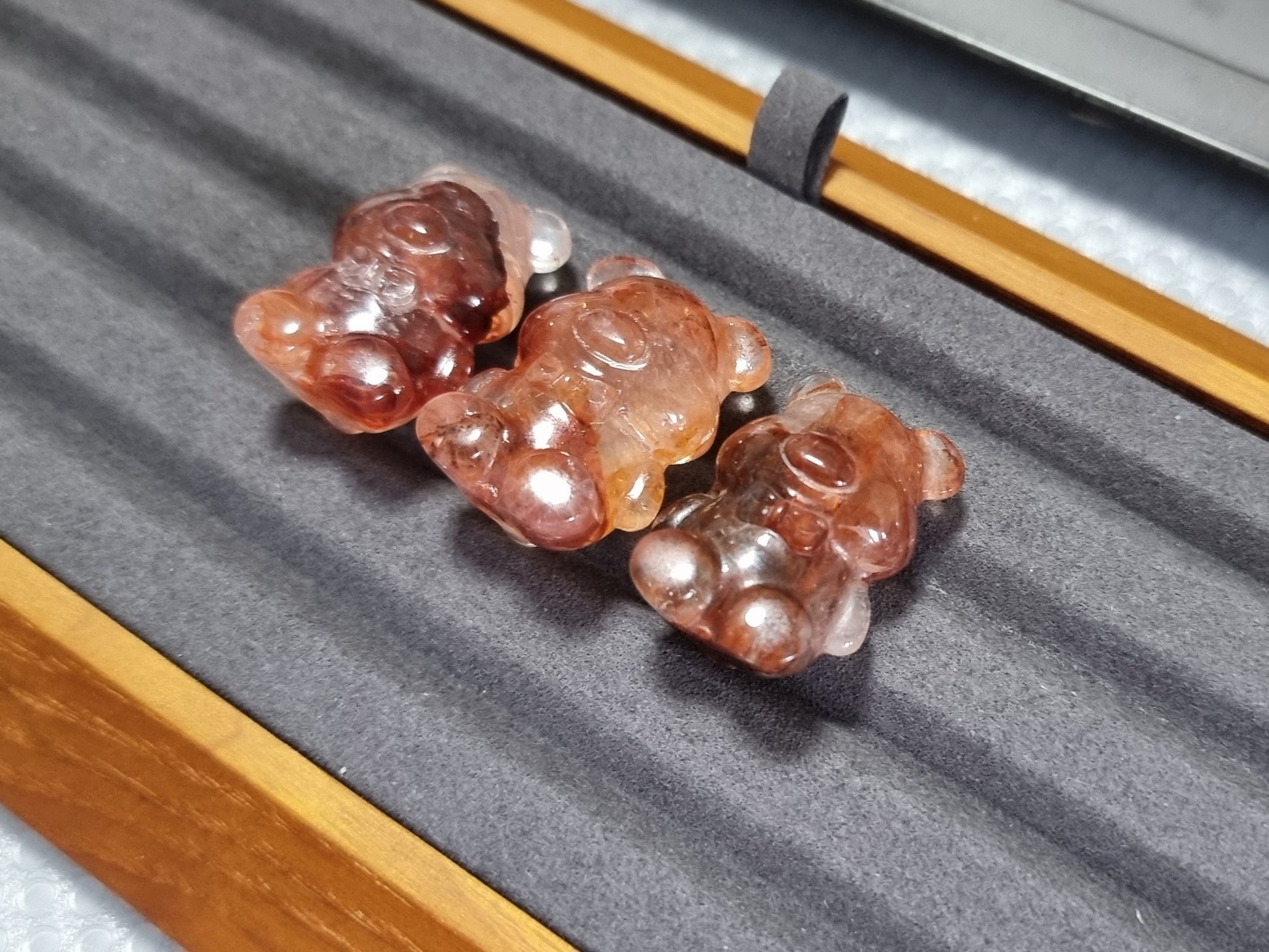 Hematoid Bear - Bleus Vault.C 