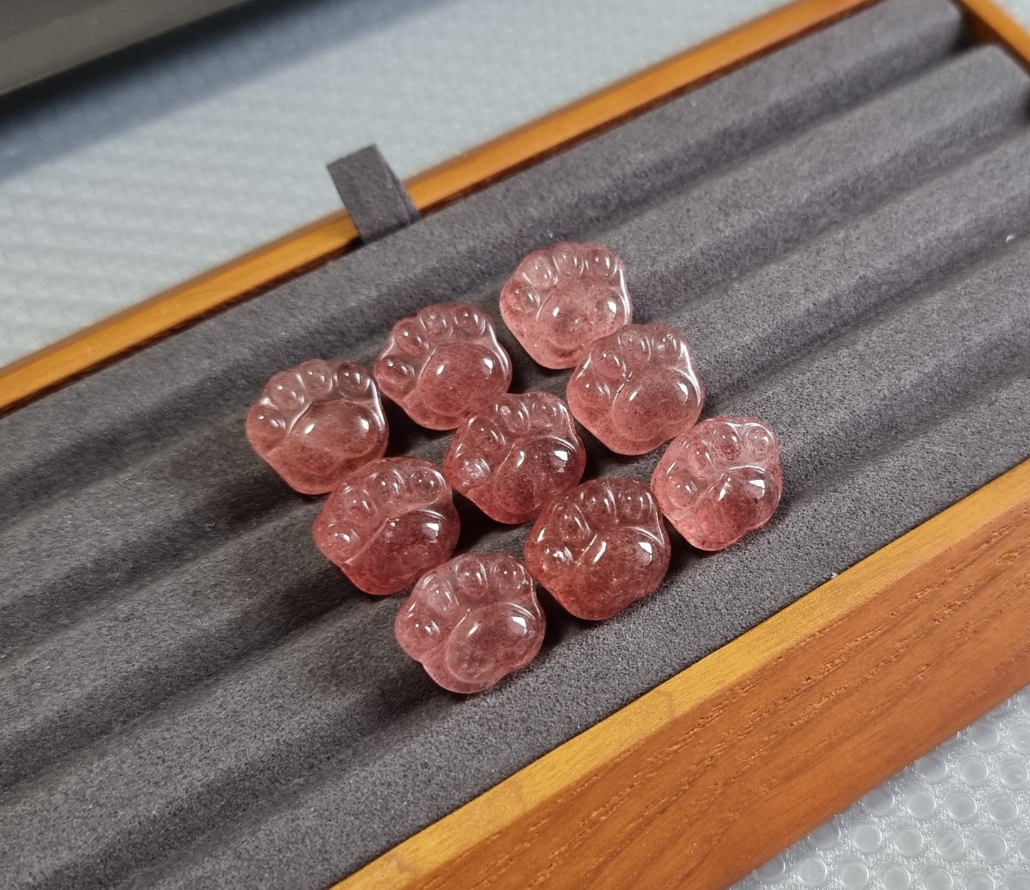 Strawberry Quartz Cat's Paw - Bleus Vault.C 