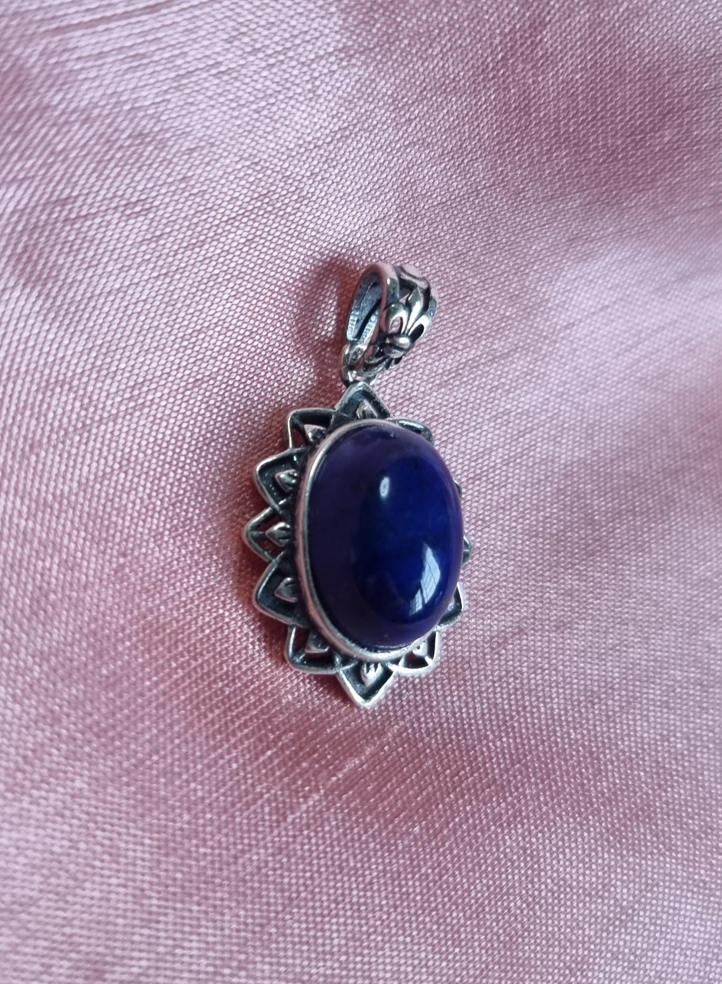Lapis Lazuli Oval Lotus in Tibetan Vintage S925 Silver 青金石