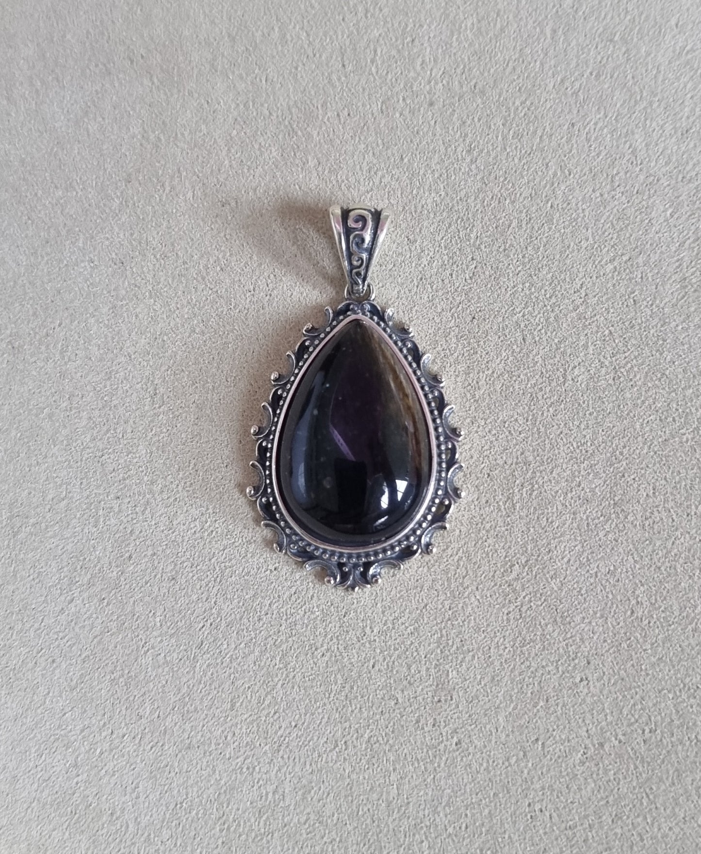 Black Sunstone Full Inclusion on Vintage S925 Silver (Premium Grade) 黑骨幹