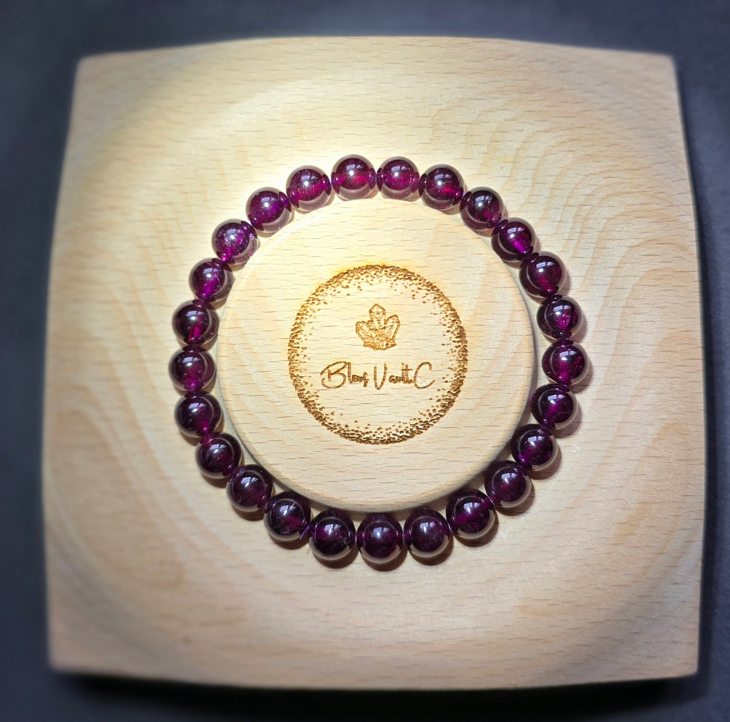 Garnet Purple 7.5mm (Premium Grade) 紫牙乌石榴石