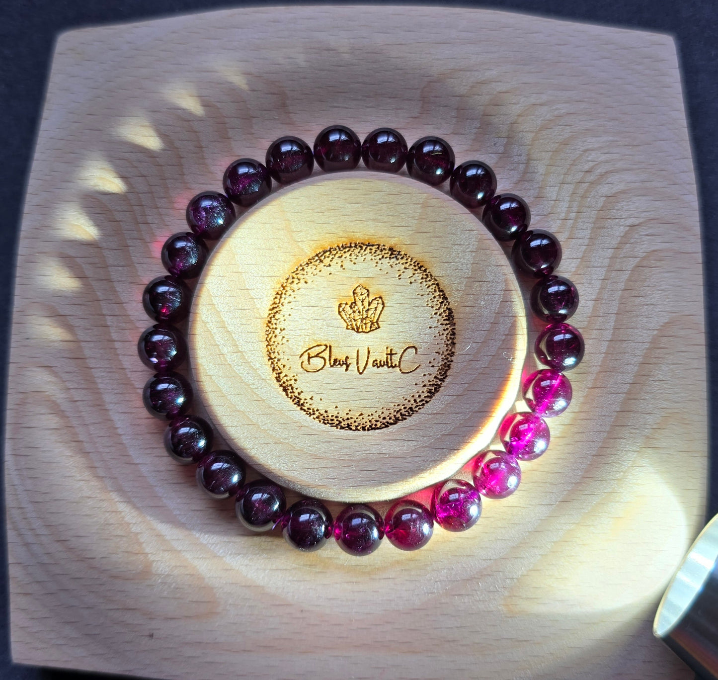 Garnet Purple 7.5mm (Premium Grade) 紫牙乌石榴石