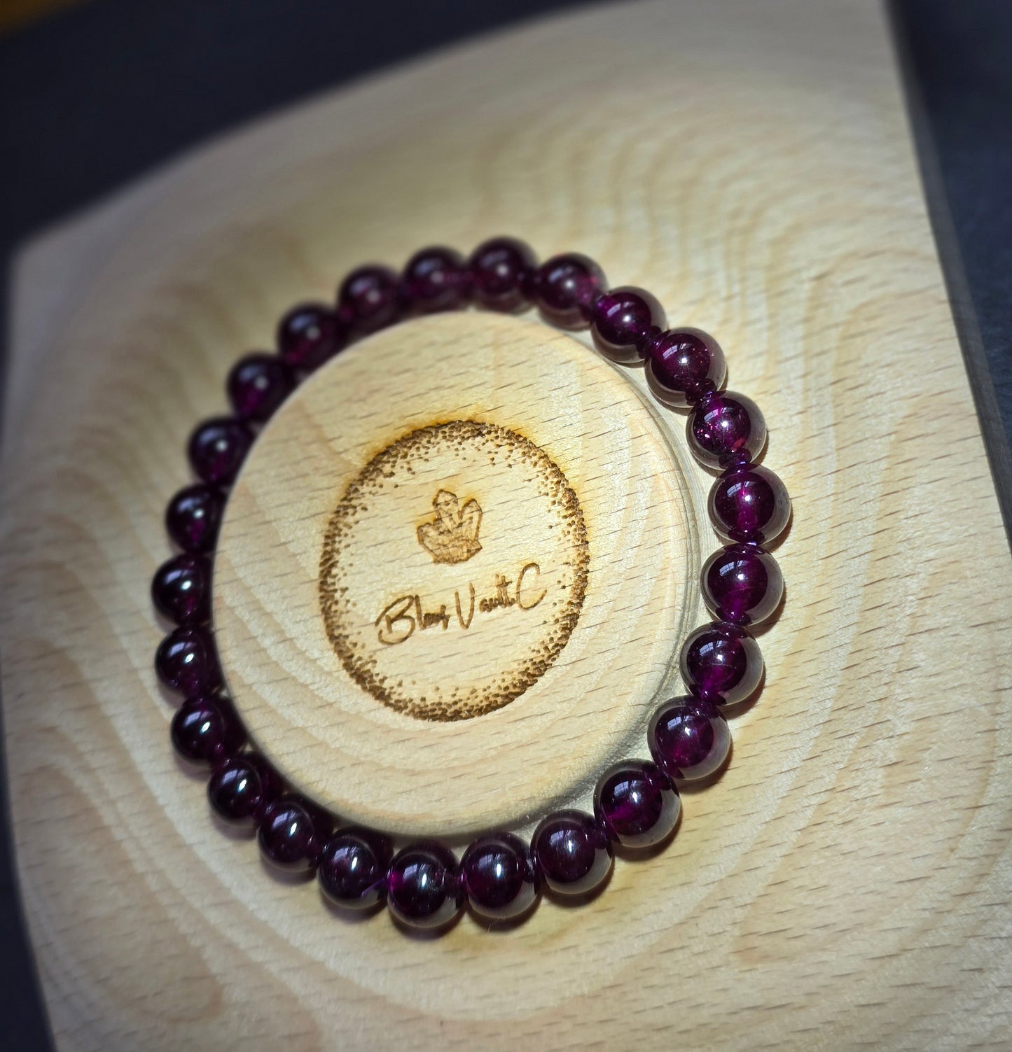 Garnet Purple 7.5mm (Premium Grade) 紫牙乌石榴石